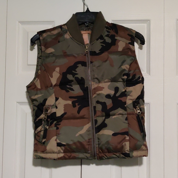 Puffy camouflage vest - Picture 3 of 3